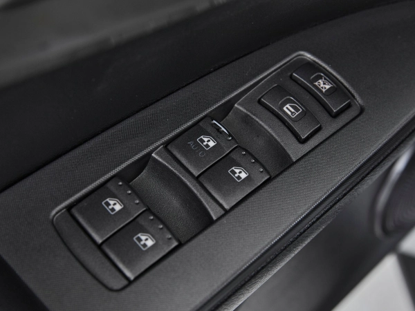 SsangYong Kyron, I Рестайлинг фото №12