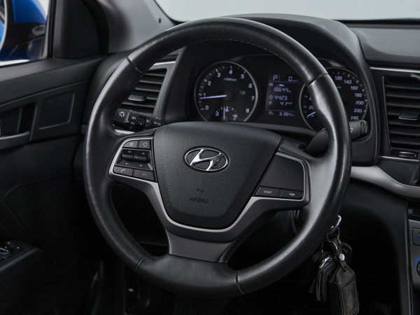 Hyundai Elantra, VI (AD) фото №19