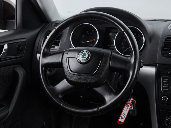 Skoda Yeti, I фото №15