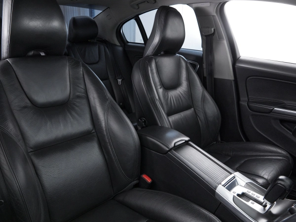 Volvo S60, II фото №14
