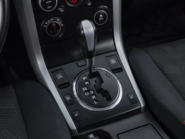 Suzuki Grand Vitara, II Рестайлинг 2 фото №14