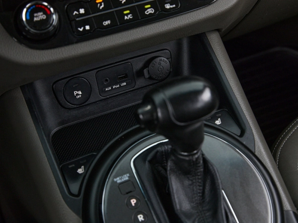Kia Sportage, III фото №12