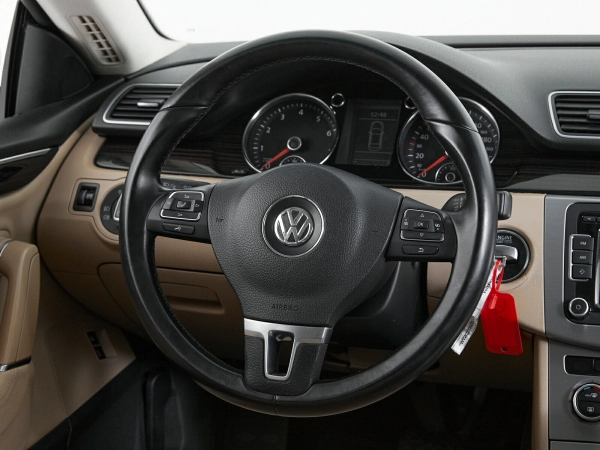 Volkswagen Passat CC, I Рестайлинг фото №11