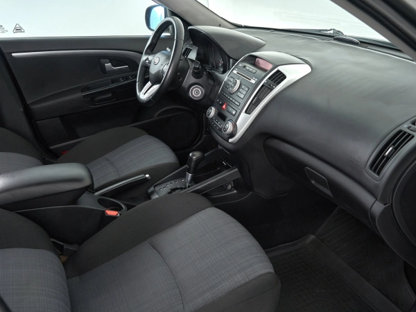 Kia Ceed, I Рестайлинг фото №12