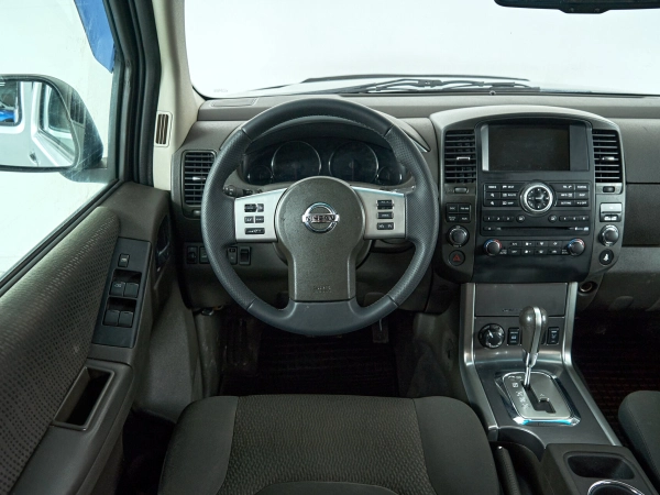 Nissan Pathfinder, III Рестайлинг фото №11