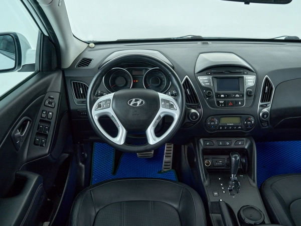 Hyundai ix35, I Рестайлинг фото №10