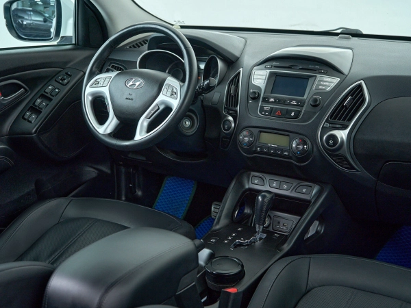 Hyundai ix35, I Рестайлинг фото №11