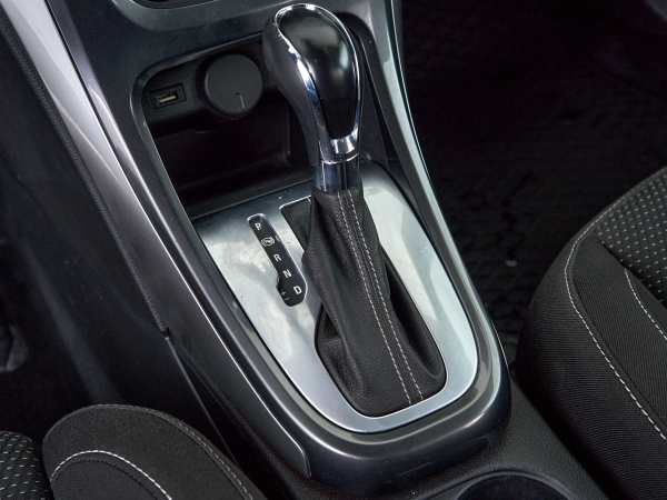 Opel Astra, J Рестайлинг фото №16