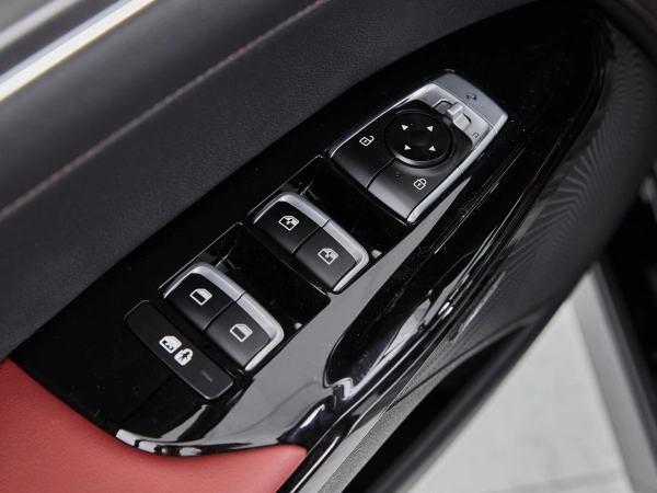 Kia K5, III фото №15
