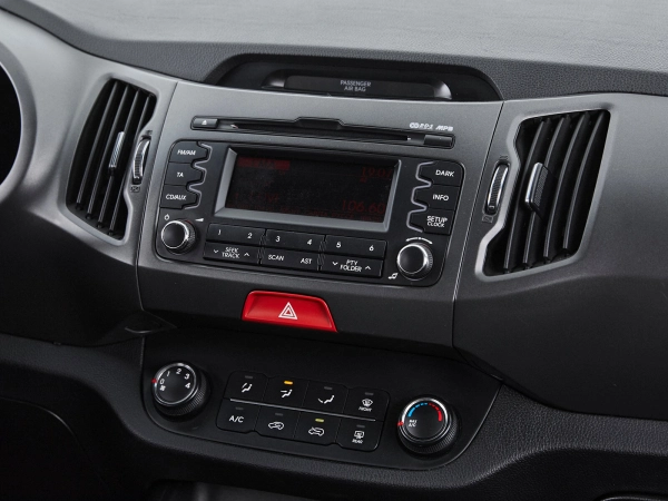 Kia Sportage, III фото №11