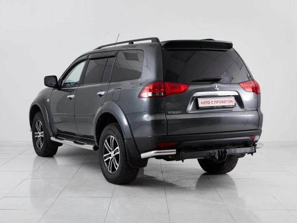 Mitsubishi Pajero Sport, II Рестайлинг фото №4