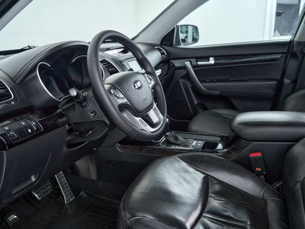 Kia Sorento, II Рестайлинг фото №13