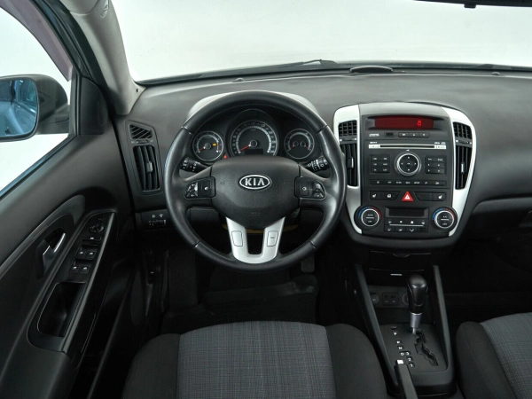 Kia Ceed, I фото №10