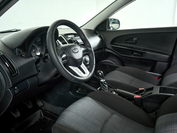 Kia Ceed, I Рестайлинг фото №13