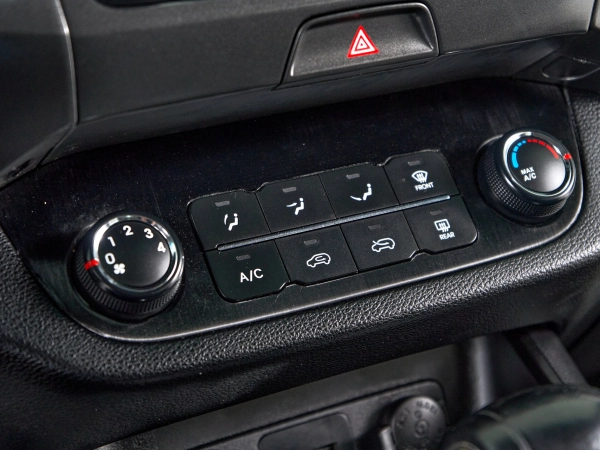 Kia Sportage, III фото №16