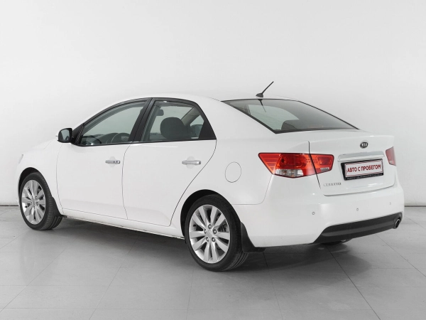Kia Cerato, II фото №3