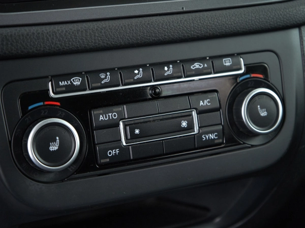 Volkswagen Tiguan, I Рестайлинг фото №16