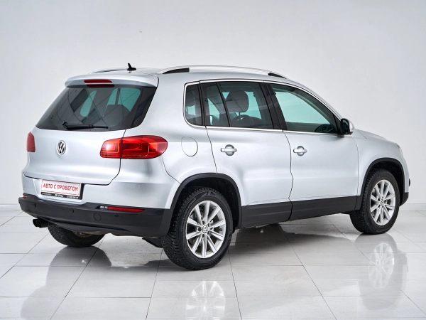 Volkswagen Tiguan, I Рестайлинг фото №5
