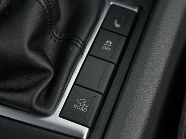 Volkswagen Amarok, I фото №14