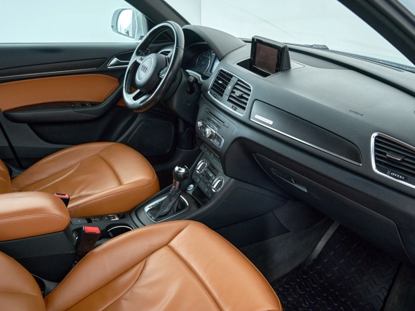 Audi Q3, I (8U) фото №12
