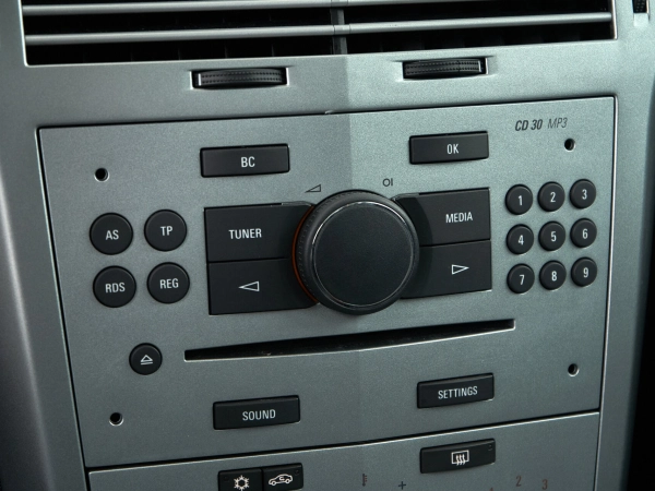 Opel Astra, H Рестайлинг фото №18