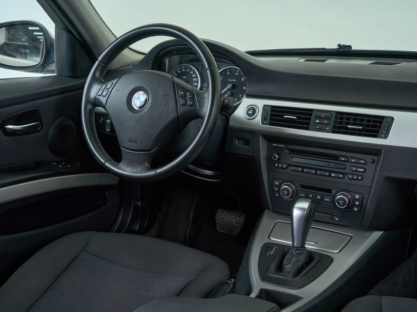 BMW 3 серии, V (E90/E91/E92/E93) фото №11