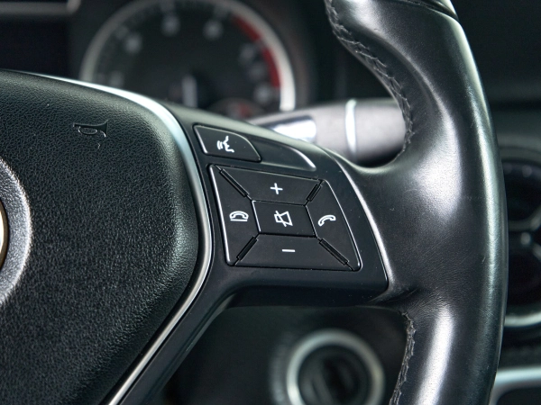 Mercedes-Benz A-Класс, III (W176) фото №19