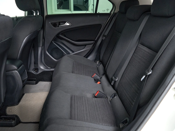 Mercedes-Benz A-Класс, III (W176) фото №21