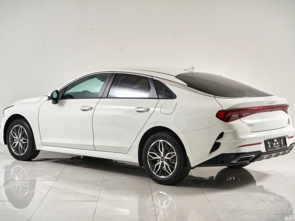 Kia K5, III фото №4