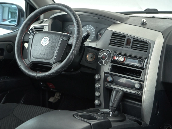 SsangYong Kyron, I Рестайлинг фото №11