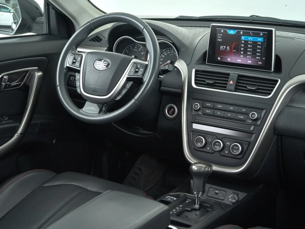 FAW Besturn X80, I фото №11