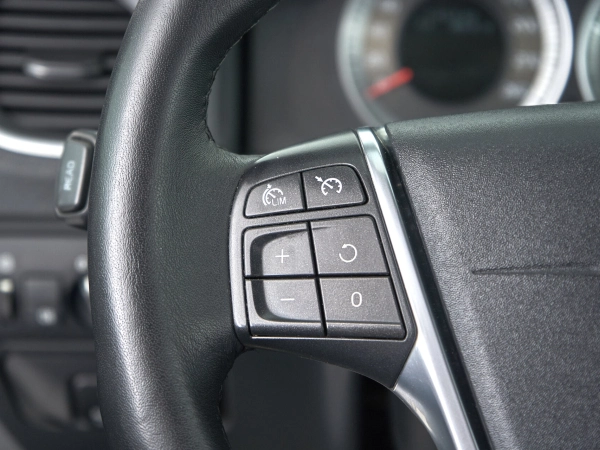 Volvo S60, II фото №17