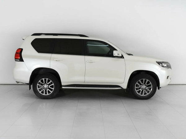 Toyota Land Cruiser Prado, 150 Series Рестайлинг 2 фото №5