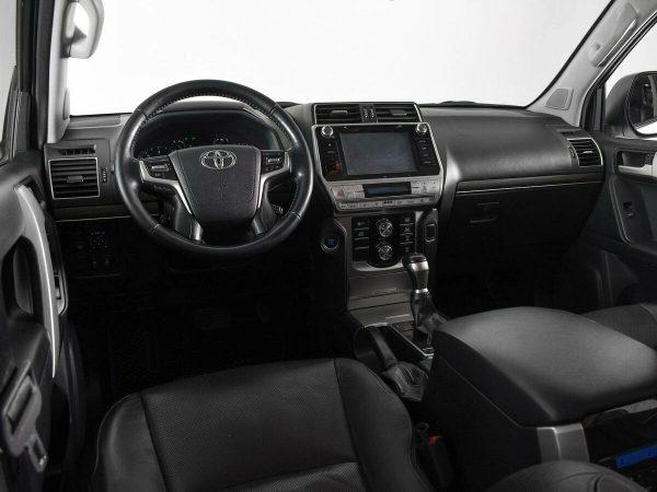 Toyota Land Cruiser Prado, 150 Series Рестайлинг 2 фото №6