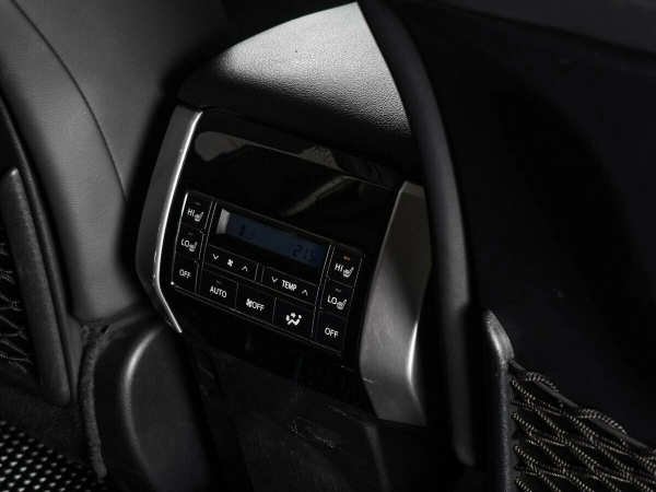 Toyota Land Cruiser Prado, 150 Series Рестайлинг 2 фото №9