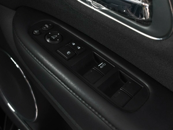 Honda Vezel, I фото №12