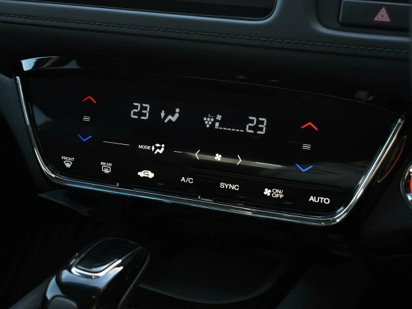 Honda Vezel, I фото №8