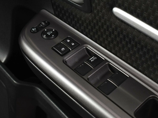 Honda Stepwgn, V Рестайлинг фото №11