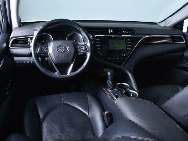Toyota Camry, VIII (XV70) фото №6