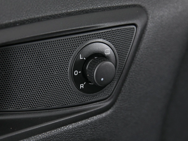 Skoda Yeti, I Рестайлинг фото №15
