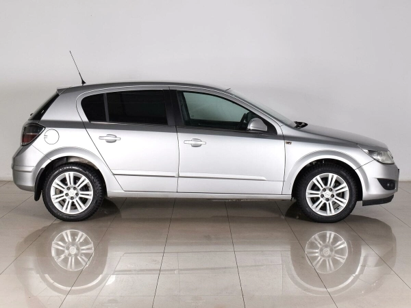 Opel Astra, H Рестайлинг фото №5