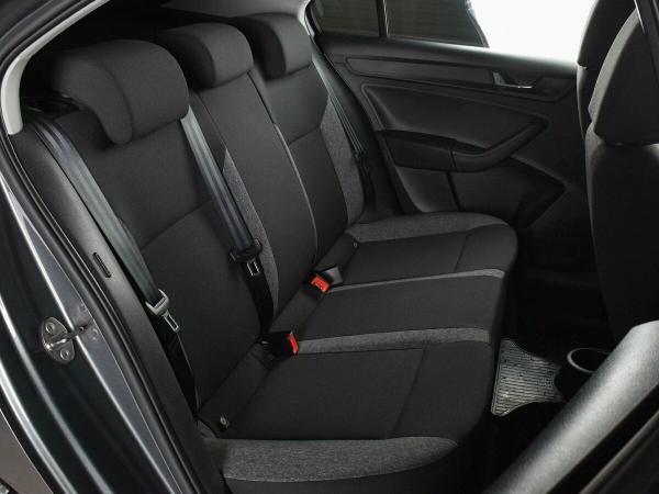 Skoda Rapid, II фото №15