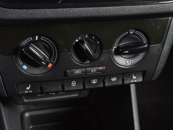 Skoda Rapid, II фото №8