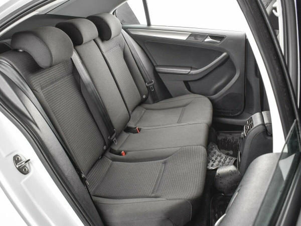 Volkswagen Jetta, VI Рестайлинг фото №12