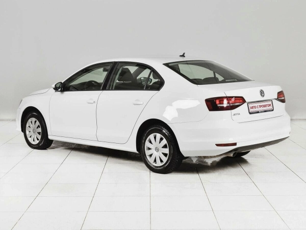 Volkswagen Jetta, VI Рестайлинг фото №4