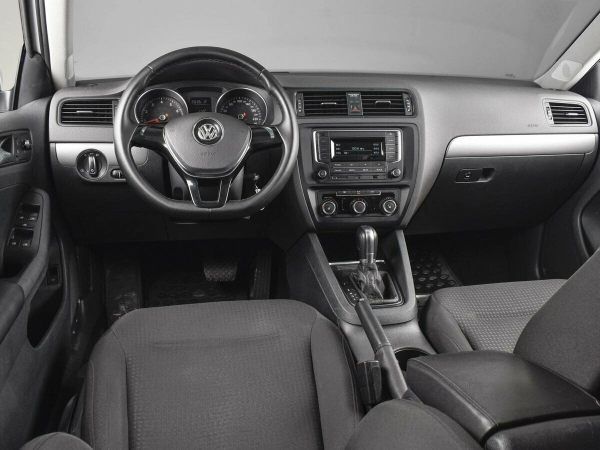Volkswagen Jetta, VI Рестайлинг фото №6