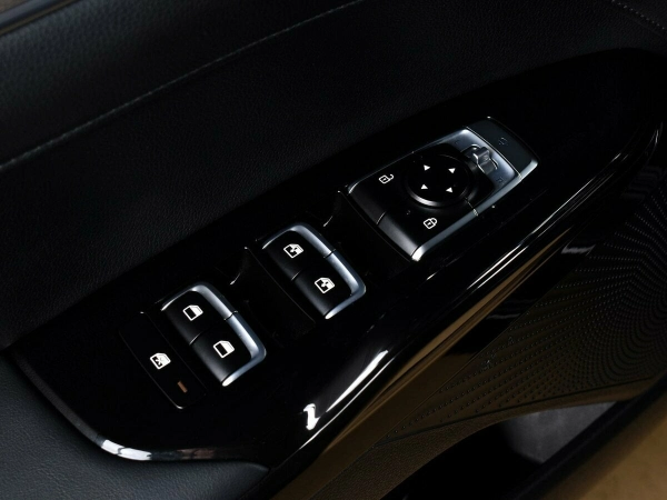 Kia K5, III фото №12