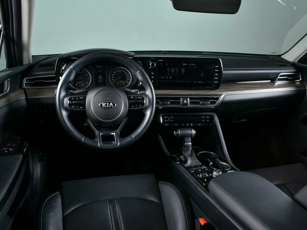 Kia K5, III фото №6