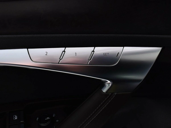 Audi A6, V (C8) фото №17