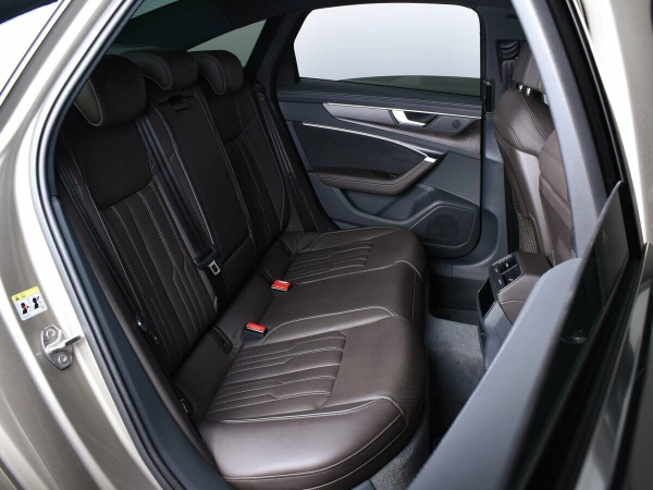 Audi A6, V (C8) фото №19